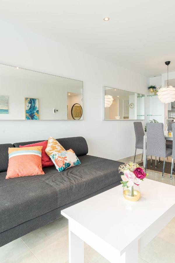 Myflats Luxury Ocean Side Apartment Arenales del Sol Bagian luar foto