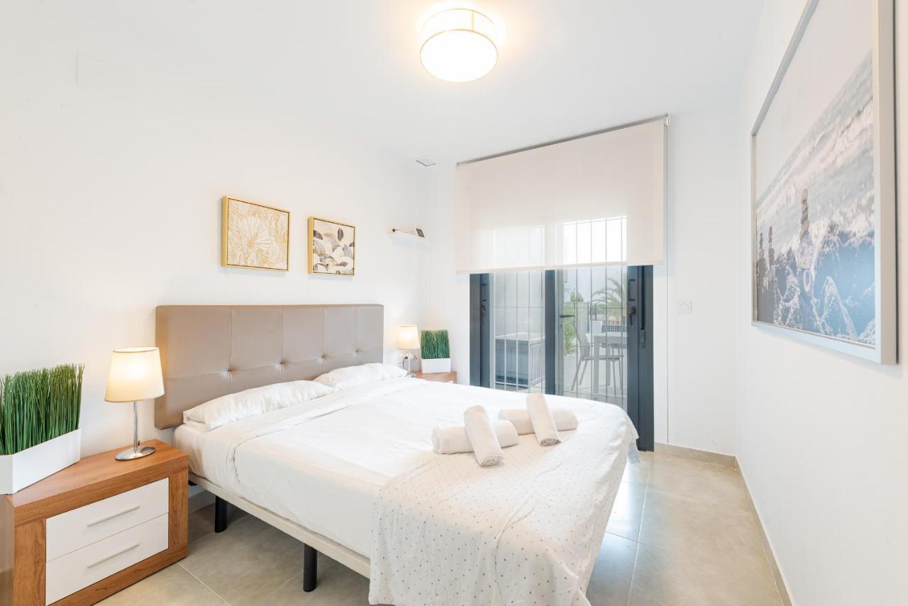 Myflats Luxury Ocean Side Apartment Arenales del Sol Bagian luar foto